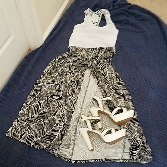 Worthington Dresses & Skirts - 🎉2X HP🎉 Flirty Maxi Skirt with Slit